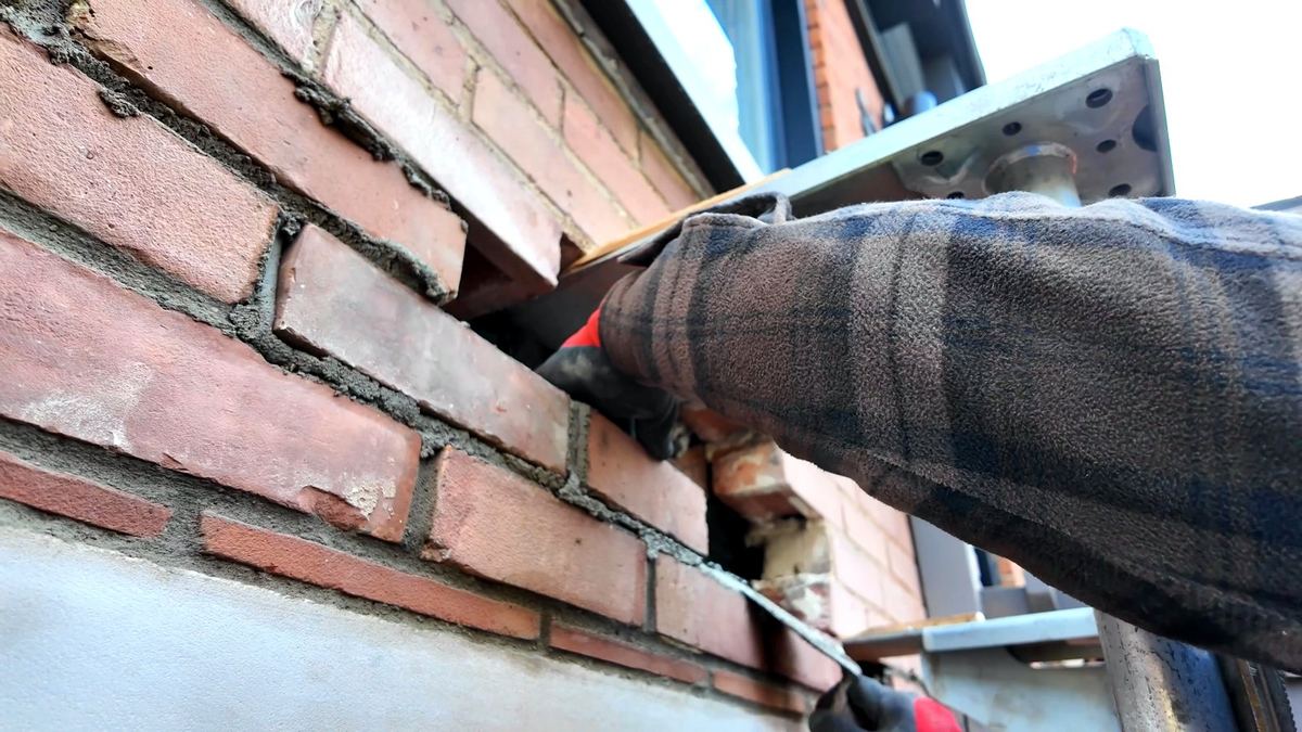 Pointing the pocket left behind after safely removing the support jacks